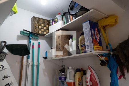 Apartamento à venda com 110m², 3 quartos e 2 vagas Apartamento à venda com 110m², 3 quartos e 2 vagasLavanderia