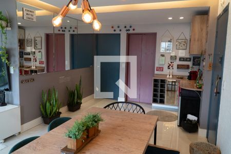 Apartamento à venda com 110m², 3 quartos e 2 vagas Apartamento à venda com 110m², 3 quartos e 2 vagasSala