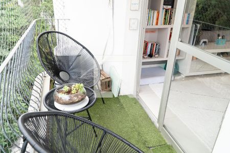 Apartamento à venda com 110m², 3 quartos e 2 vagas Apartamento à venda com 110m², 3 quartos e 2 vagasSacada