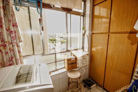 Apartamento à venda com 110m², 3 quartos e 1 vagaÁrea de Serviço