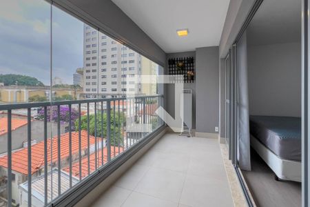 Studio à venda com 38m², 1 quarto e sem vaga Studio à venda com 38m², 1 quarto e sem vagaVaranda