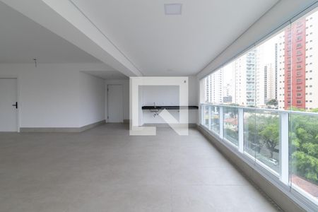 Apartamento à venda com 263m², 4 quartos e 6 vagasVaranda da Sala