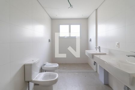 Apartamento à venda com 263m², 4 quartos e 6 vagasBanheiro da Suíte Principal