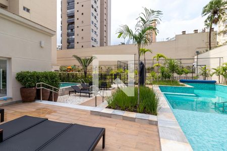 Apartamento à venda com 263m², 4 quartos e 6 vagasÁrea comum - Piscinas