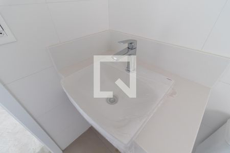 Apartamento à venda com 263m², 4 quartos e 6 vagasBanheiro da Suíte 4