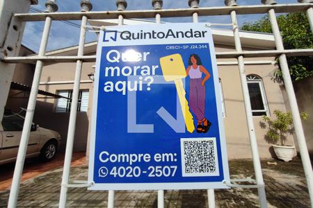 Casa à venda com 300m², 3 quartos e 4 vagasPLACA INSTALADA NA FACHADA