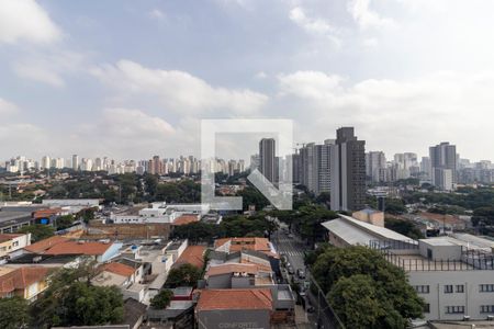 Varanda de kitnet/studio para alugar com 1 quarto, 32m² em Indianópolis, São Paulo