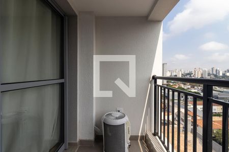 Varanda de kitnet/studio para alugar com 1 quarto, 32m² em Indianópolis, São Paulo