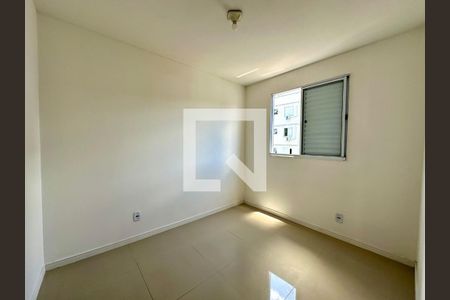 Quarto de apartamento para alugar com 2 quartos, 45m² em Vila Nova, Porto Alegre