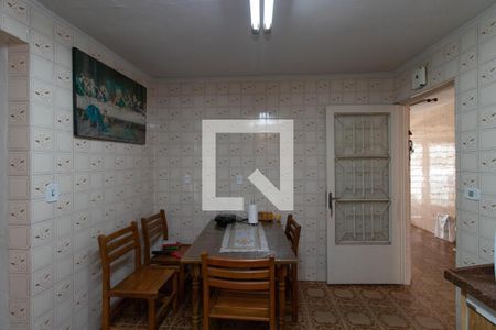 Casa à venda com 191m², 3 quartos e 3 vagasCozinha