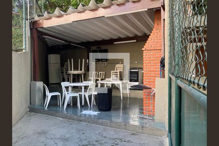 Apartamento à venda com 58m², 2 quartos e 1 vaga Apartamento à venda com 58m², 2 quartos e 1 vagaÁrea comum - Churrasqueira