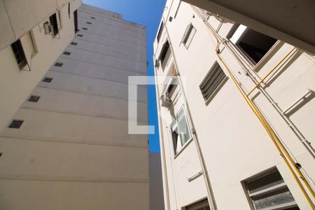 Apartamento à venda com 190m², 4 quartos e 1 vaga Apartamento à venda com 190m², 4 quartos e 1 vagaVista da Área de serviço