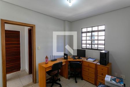 Apartamento à venda com 150m², 4 quartos e 2 vagasEscritório 