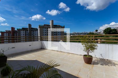 Apartamento à venda com 150m², 4 quartos e 2 vagasCobertura