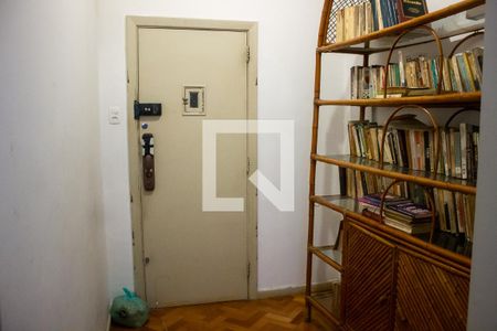 Corredor  de apartamento à venda com 2 quartos, 100m² em Glória, Rio de Janeiro