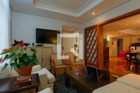 Sala da tv de apartamento para alugar com 3 quartos, 180m² em Moinhos de Vento, Porto Alegre