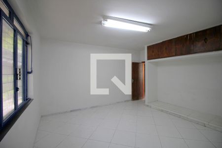 Casa à venda com 445m², 4 quartos e 6 vagasQuarto 2