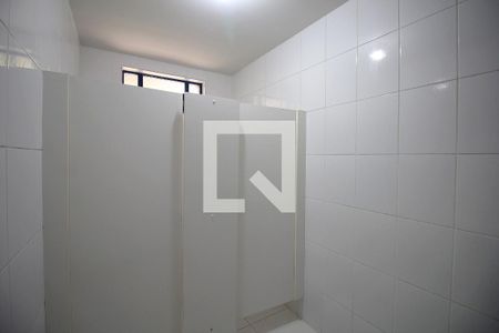 Casa à venda com 445m², 4 quartos e 6 vagasBanheiro 1