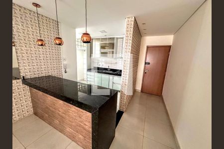 Cozinha  de apartamento à venda com 3 quartos, 90m² em Bairro da Glória, Contagem