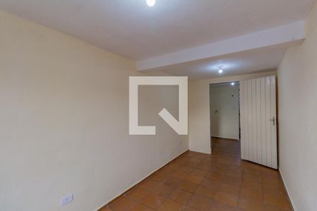 Casa para alugar com 60m², 3 quartos e 2 vagas Casa para alugar com 60m², 3 quartos e 2 vagasQuarto 2