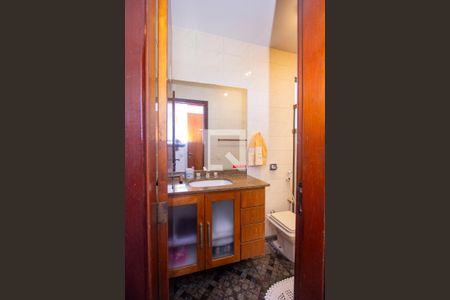 Apartamento à venda com 250m², 4 quartos e 2 vagasBanheiro da Suíte 2