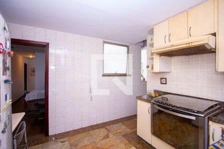 Apartamento à venda com 250m², 4 quartos e 2 vagasCozinha