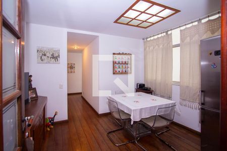 Apartamento à venda com 250m², 4 quartos e 2 vagasCopa
