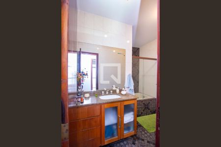 Apartamento à venda com 250m², 4 quartos e 2 vagasBanheiro Social