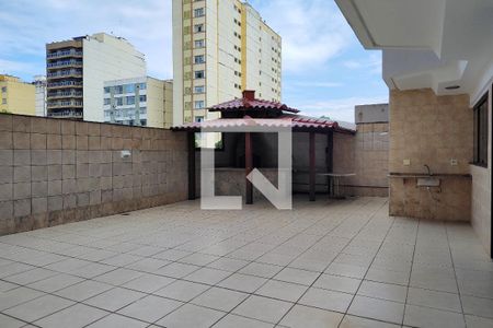 Apartamento à venda com 250m², 4 quartos e 2 vagasÁrea comum - Salão de festas