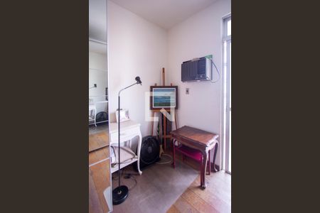 Apartamento à venda com 250m², 4 quartos e 2 vagasQuarto 1