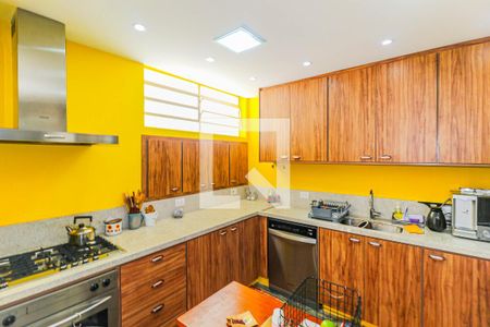 Casa para alugar com 180m², 3 quartos e 2 vagasCozinha