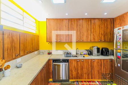 Casa para alugar com 180m², 3 quartos e 2 vagasCozinha