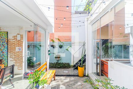 Casa para alugar com 180m², 3 quartos e 2 vagasQuintal