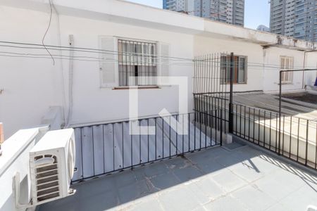 Casa à venda com 110m², 2 quartos e 1 vaga Casa à venda com 110m², 2 quartos e 1 vagaTerraço