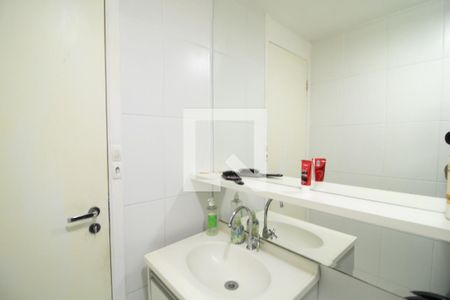 Apartamento à venda com 62m², 3 quartos e 1 vaga Apartamento à venda com 62m², 3 quartos e 1 vagaBanheiro