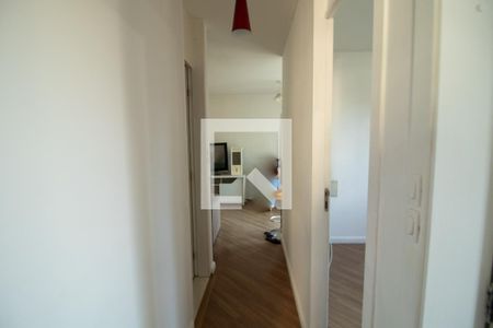 Corredor de apartamento para alugar com 3 quartos, 62m² em Vila Guilherme, São Paulo