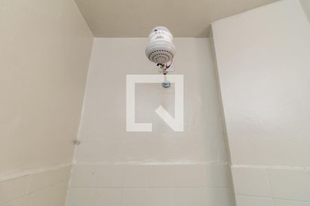 Banheiro de kitnet/studio para alugar com 1 quarto, 29m² em Santa Cecilia, São Paulo