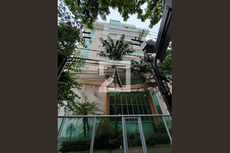 Apartamento à venda com 133m², 2 quartos e 2 vagasFachada