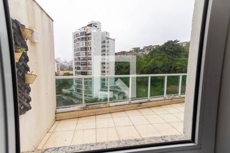 Apartamento à venda com 133m², 2 quartos e 2 vagasVista da área de serviço