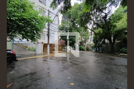 Apartamento à venda com 133m², 2 quartos e 2 vagasVista da Rua