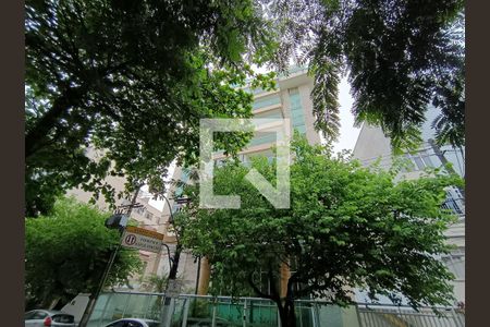 Apartamento à venda com 133m², 2 quartos e 2 vagasFachada