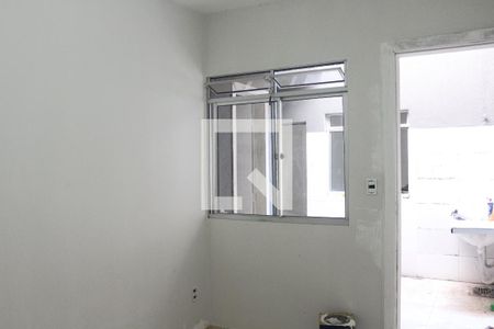 Quarto 2 de apartamento para alugar com 2 quartos, 45m² em Jardim Vitoria, Belo Horizonte