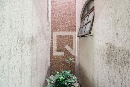 Casa à venda com 212m², 4 quartos e 3 vagas Casa à venda com 212m², 4 quartos e 3 vagasCasa 01 - Jardim de Inverno