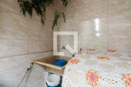 Casa à venda com 212m², 4 quartos e 3 vagas Casa à venda com 212m², 4 quartos e 3 vagasCasa 02 - Área de Serviço