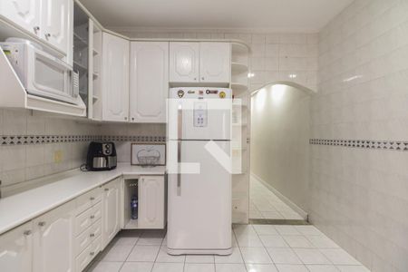 Casa à venda com 212m², 4 quartos e 3 vagas Casa à venda com 212m², 4 quartos e 3 vagasCasa 01 - Cozinha