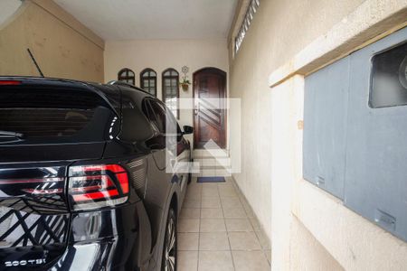 Casa à venda com 212m², 4 quartos e 3 vagas Casa à venda com 212m², 4 quartos e 3 vagasCasa 01 - Garagem