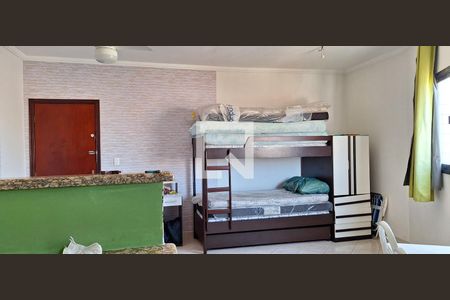 Sala de kitnet/studio para alugar com 1 quarto, 33m² em Vila Caiçara, Praia Grande