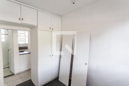 Quarto 2 de casa para alugar com 2 quartos, 200m² em Santa Efigênia, Belo Horizonte