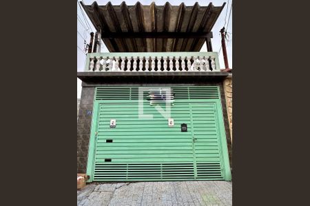 Casa à venda com 217m², 3 quartos e 2 vagasFachada