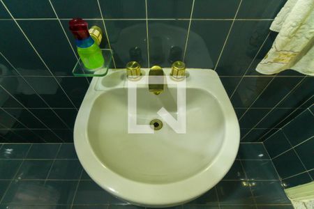 Casa para alugar com 320m², 3 quartos e 4 vagas Casa para alugar com 320m², 3 quartos e 4 vagasBanheiro